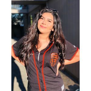 Meet your Posher, Daniella